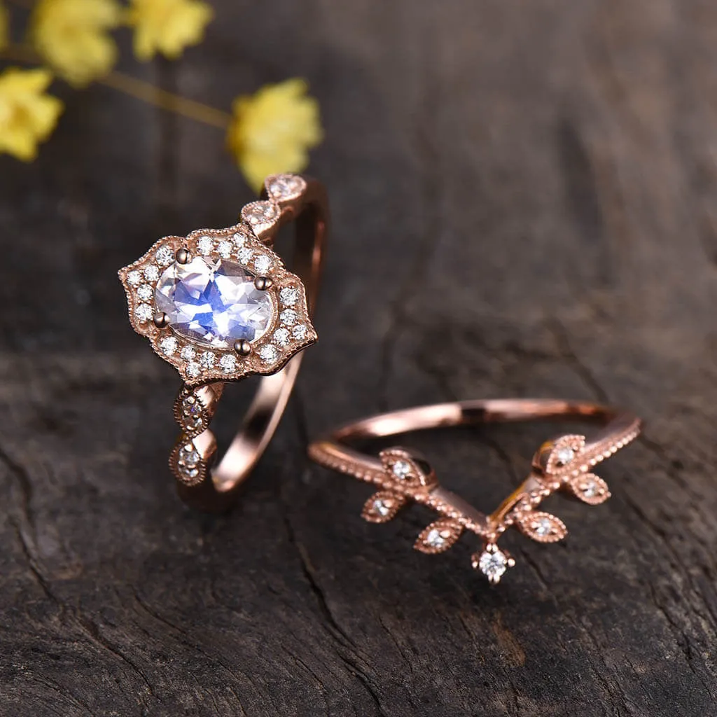 14K/18K Gold Oval Cut Vintage Moonstone Diamond Halo Engagement Ring Set