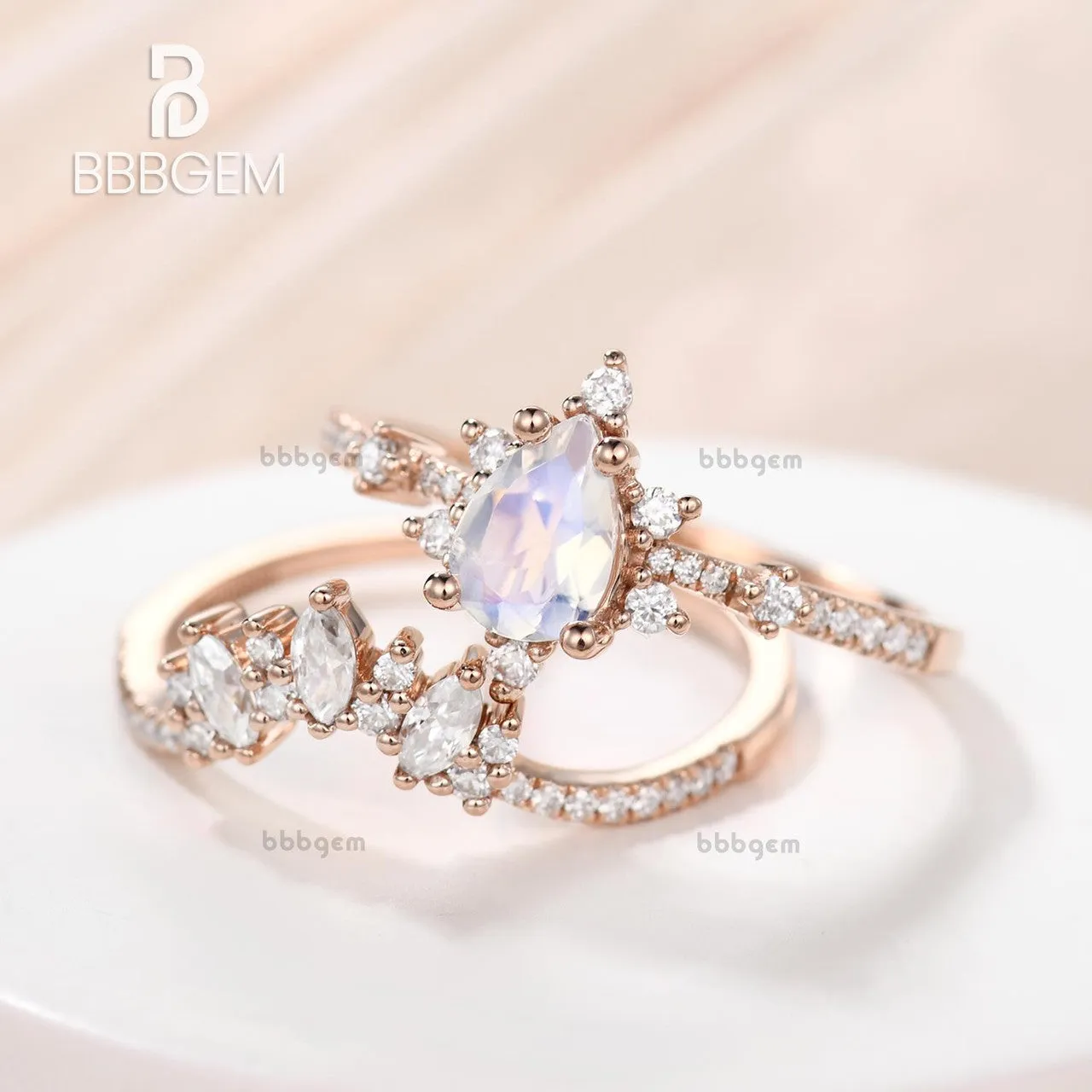 14K/18K Gold Pear Shaped Moonstone Diamond Art Deco Engagement Ring Set