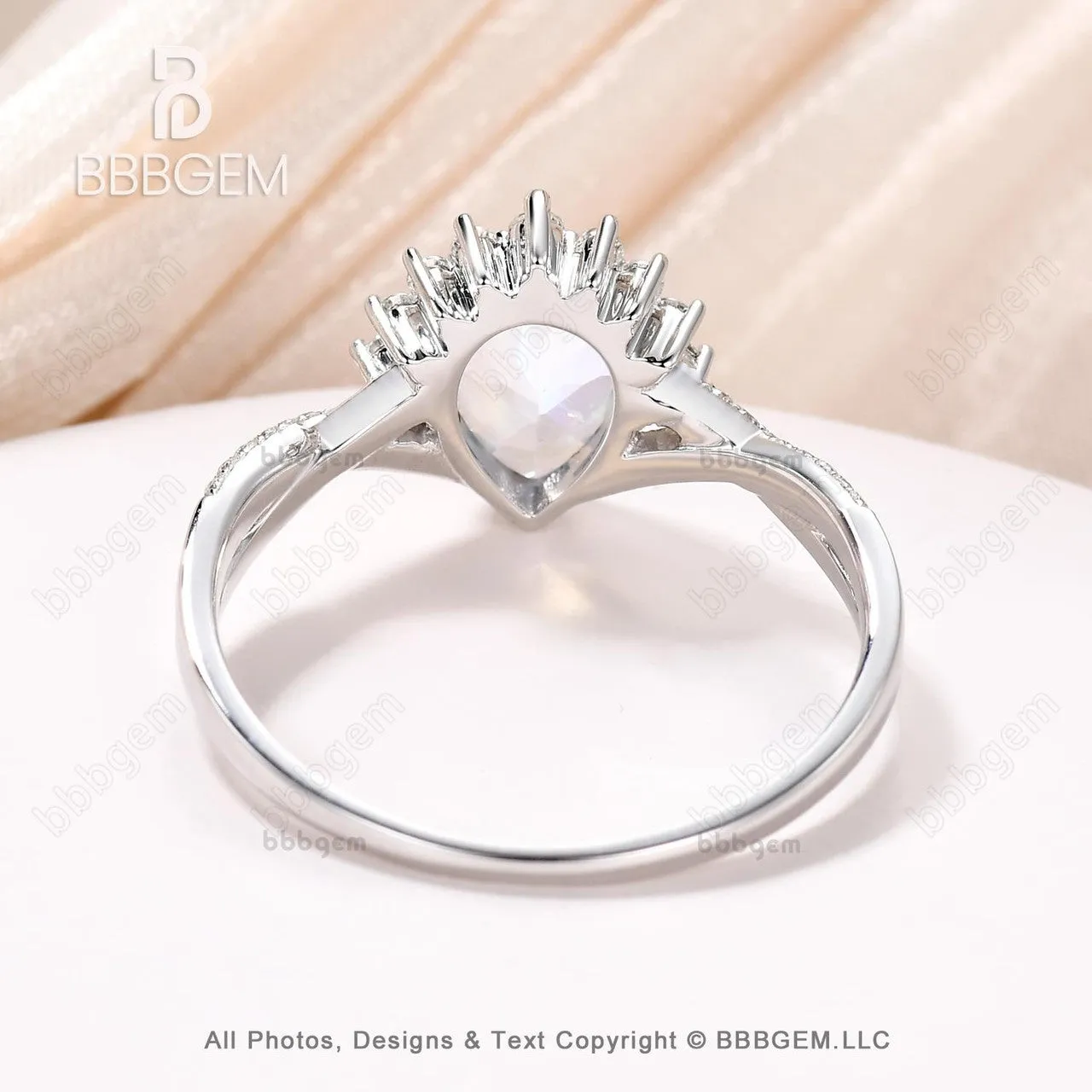 14K/18K Vintage Pear Shaped  Moonstone Engagement Ring Twisted Band Engagement Ring