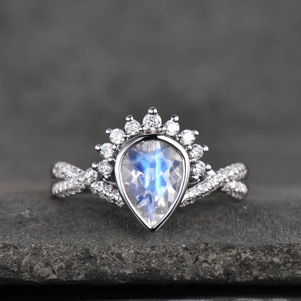 14K/18K Vintage Pear Shaped  Moonstone Engagement Ring Twisted Band Engagement Ring