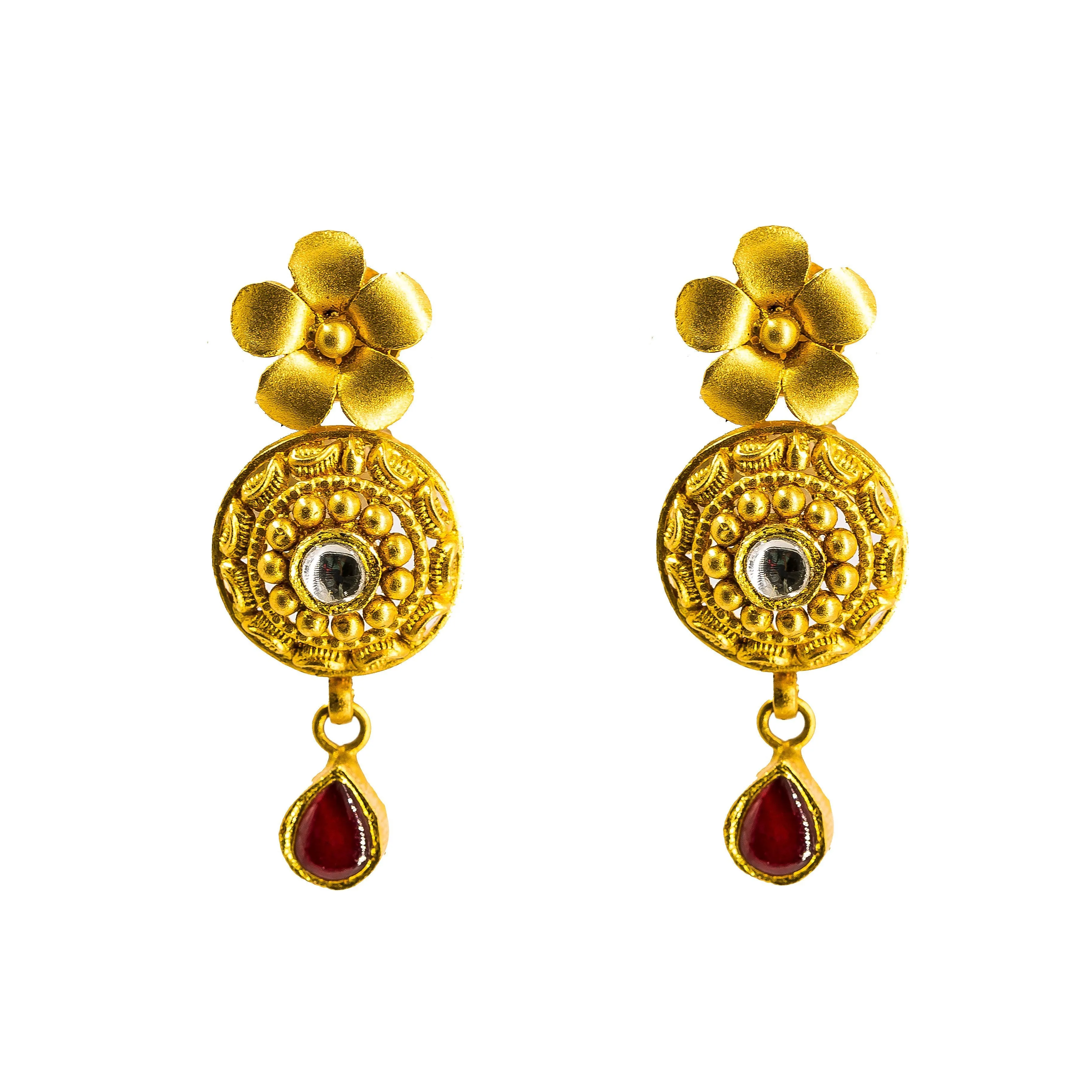 22K Yellow Gold Necklace & Earrings Set W/ Kundan & Matte Finish Round Pendants