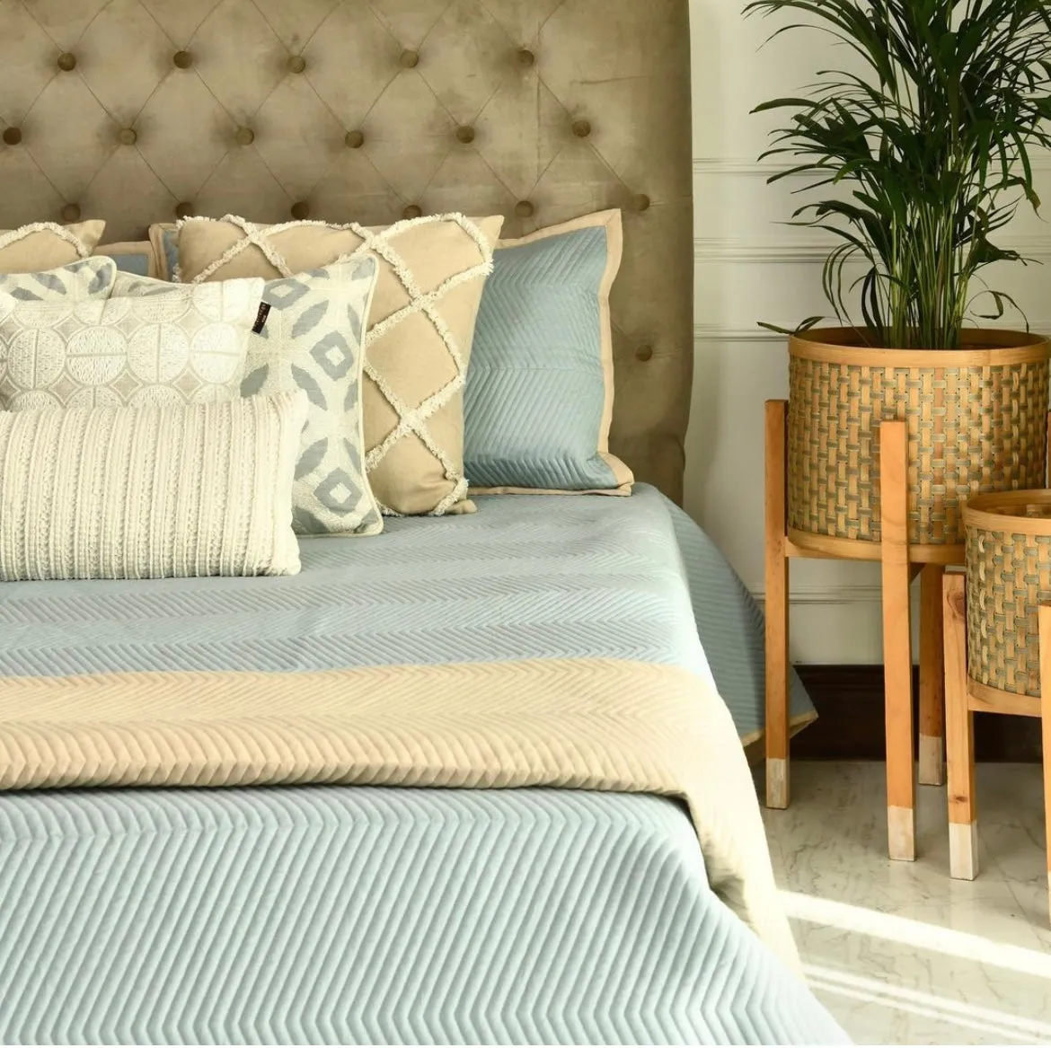 Caelan Bedspread Set