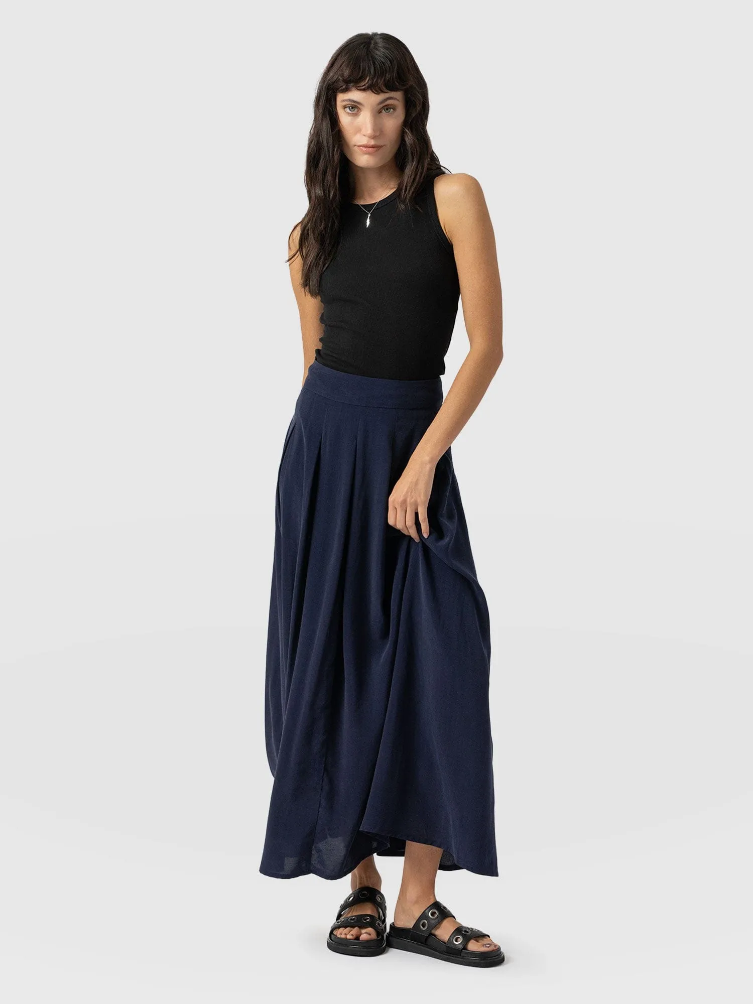 Eliza Pleated Skirt - Navy