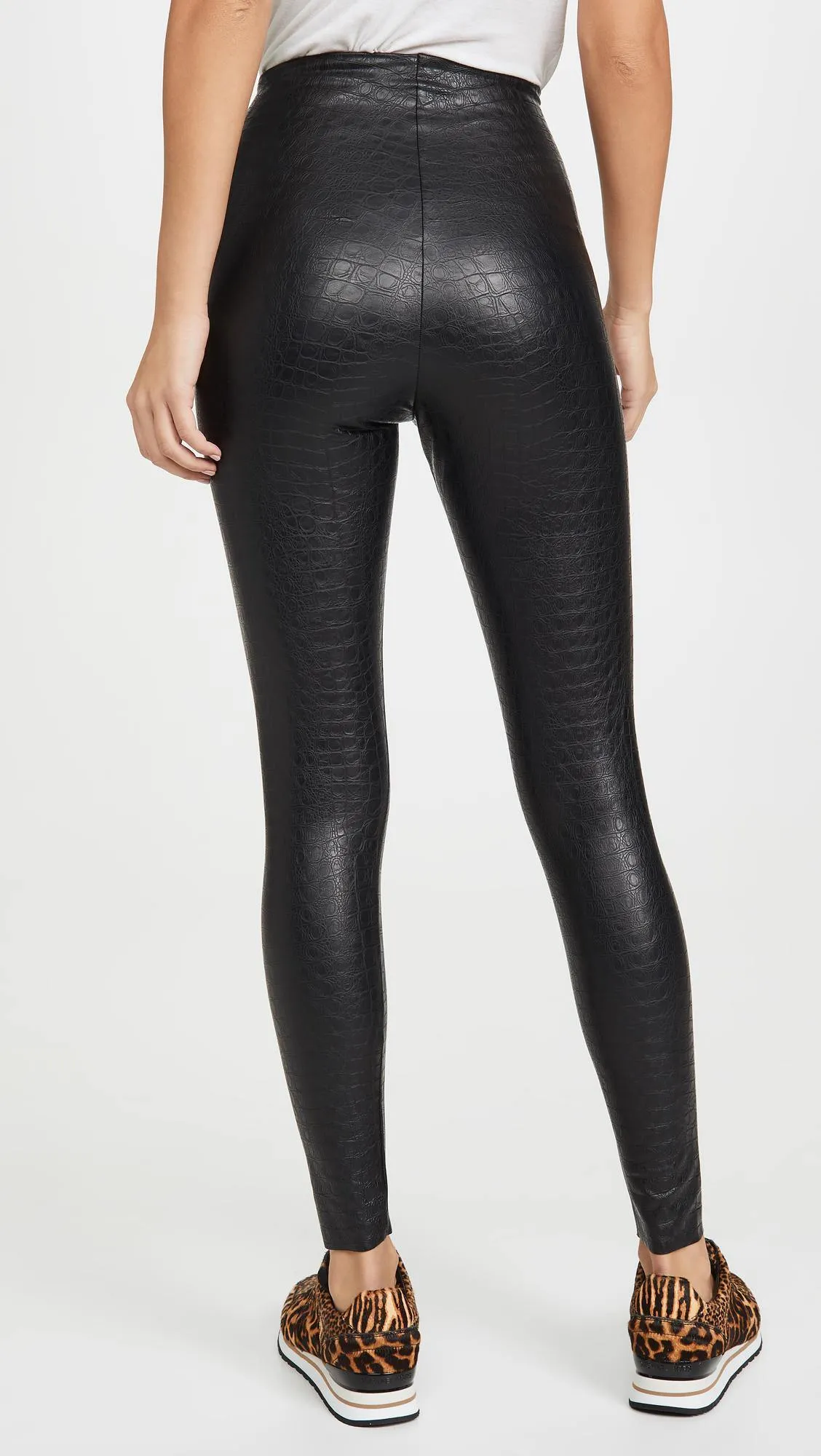 Faux Leather Croc Embossed (black)
