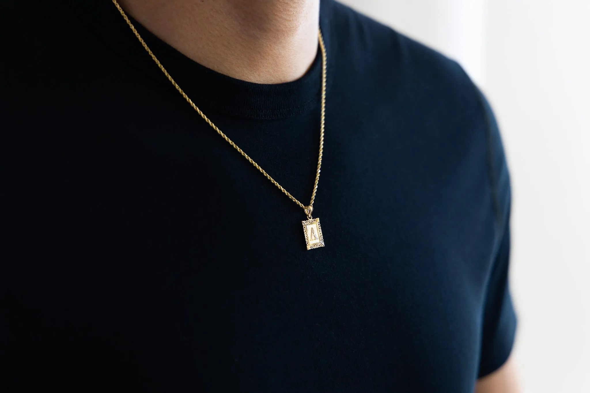 Gold Letter W Pendants | A-Z Gold Pendants