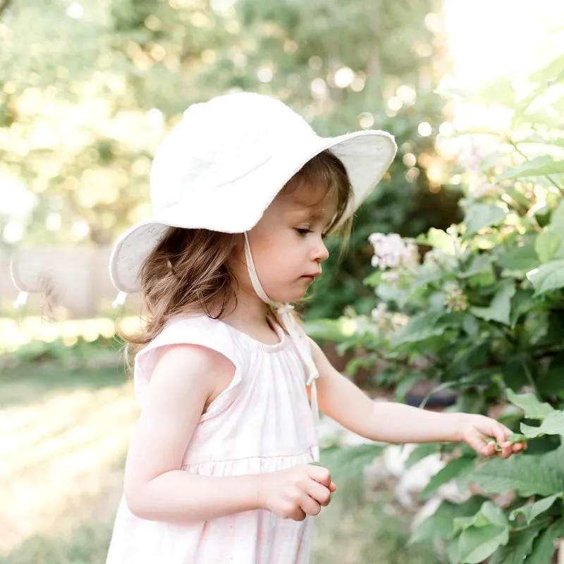 Jan & Jul Gro-with-me Bucket Hat White Eyelet : Sizes S to XL