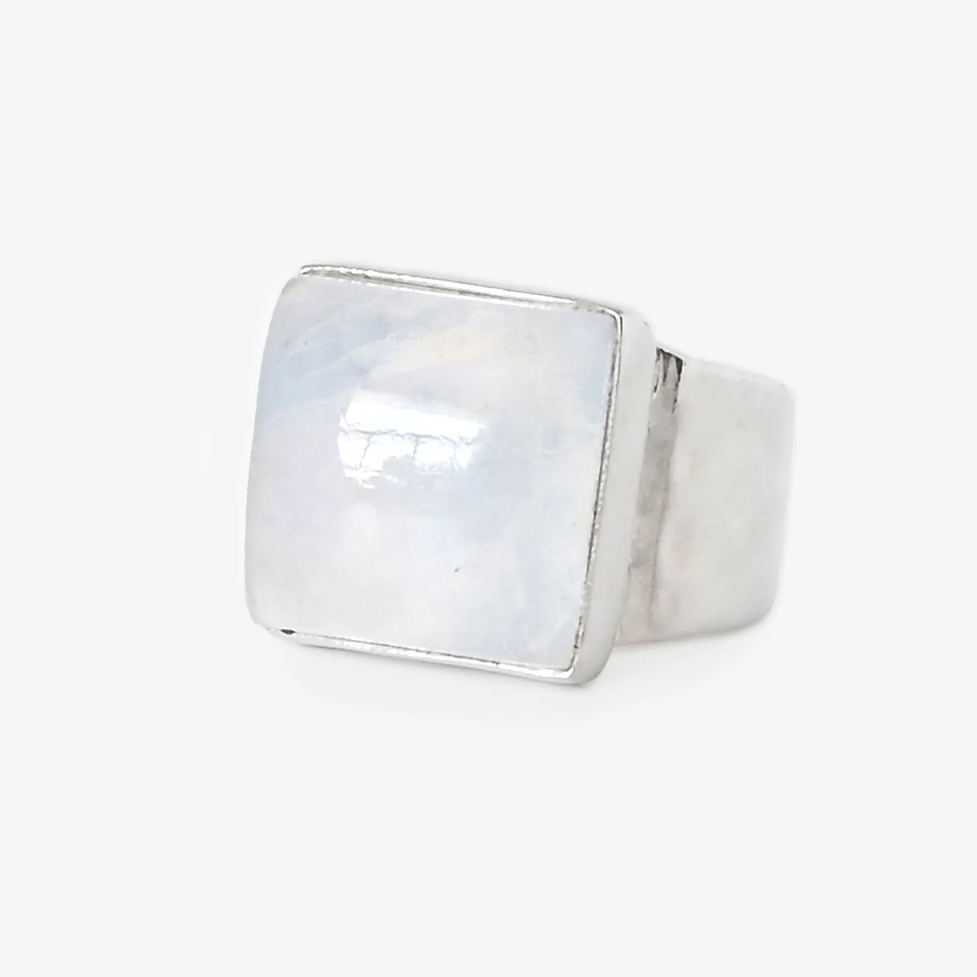 Lunessence Moonstone Ring
