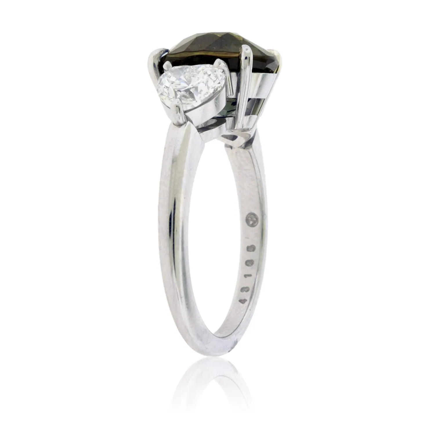 Oval-Shape Alexandrite & Diamond 3 Stone Style Ring