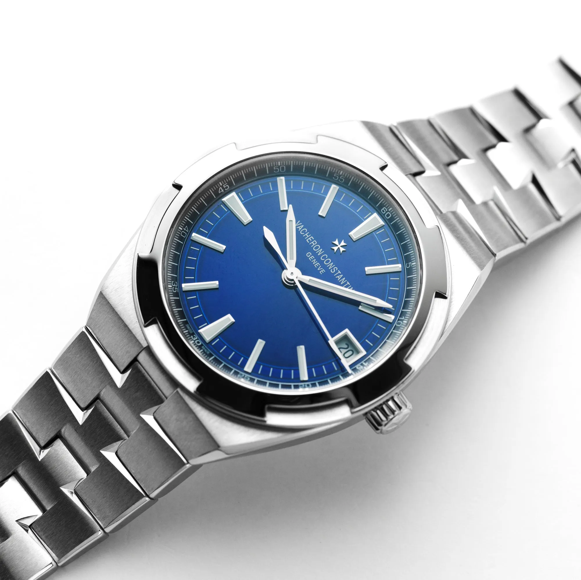Overseas, 4500V