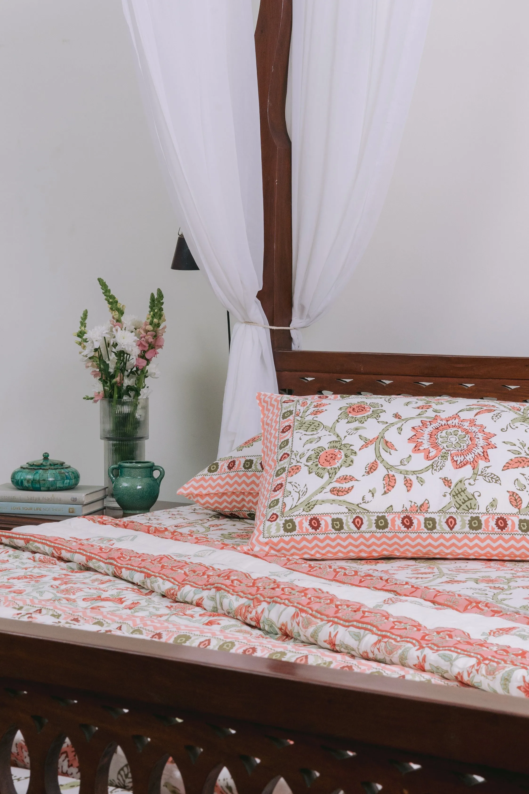 Reversible Foliage Comforter Set