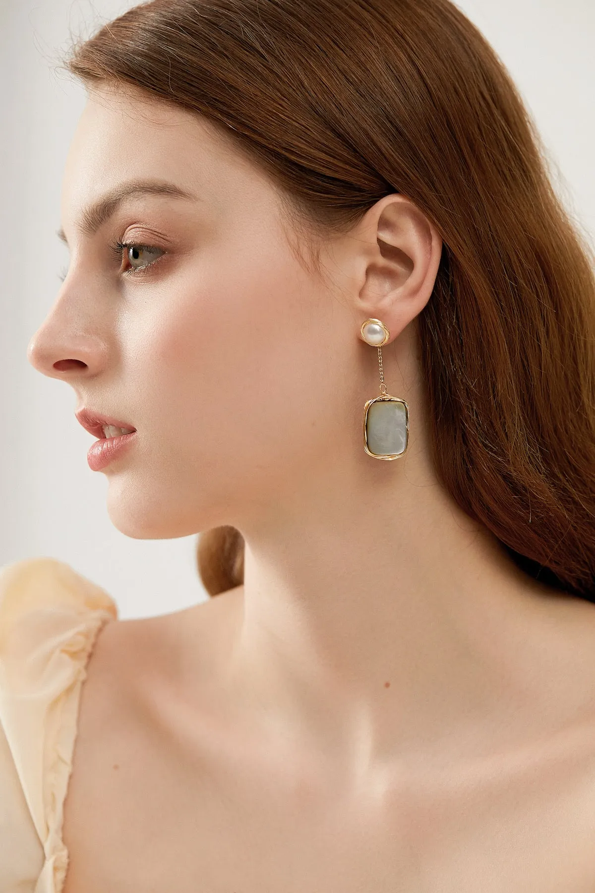Sacha 18K Gold Mother of Pearl Drop Earrings