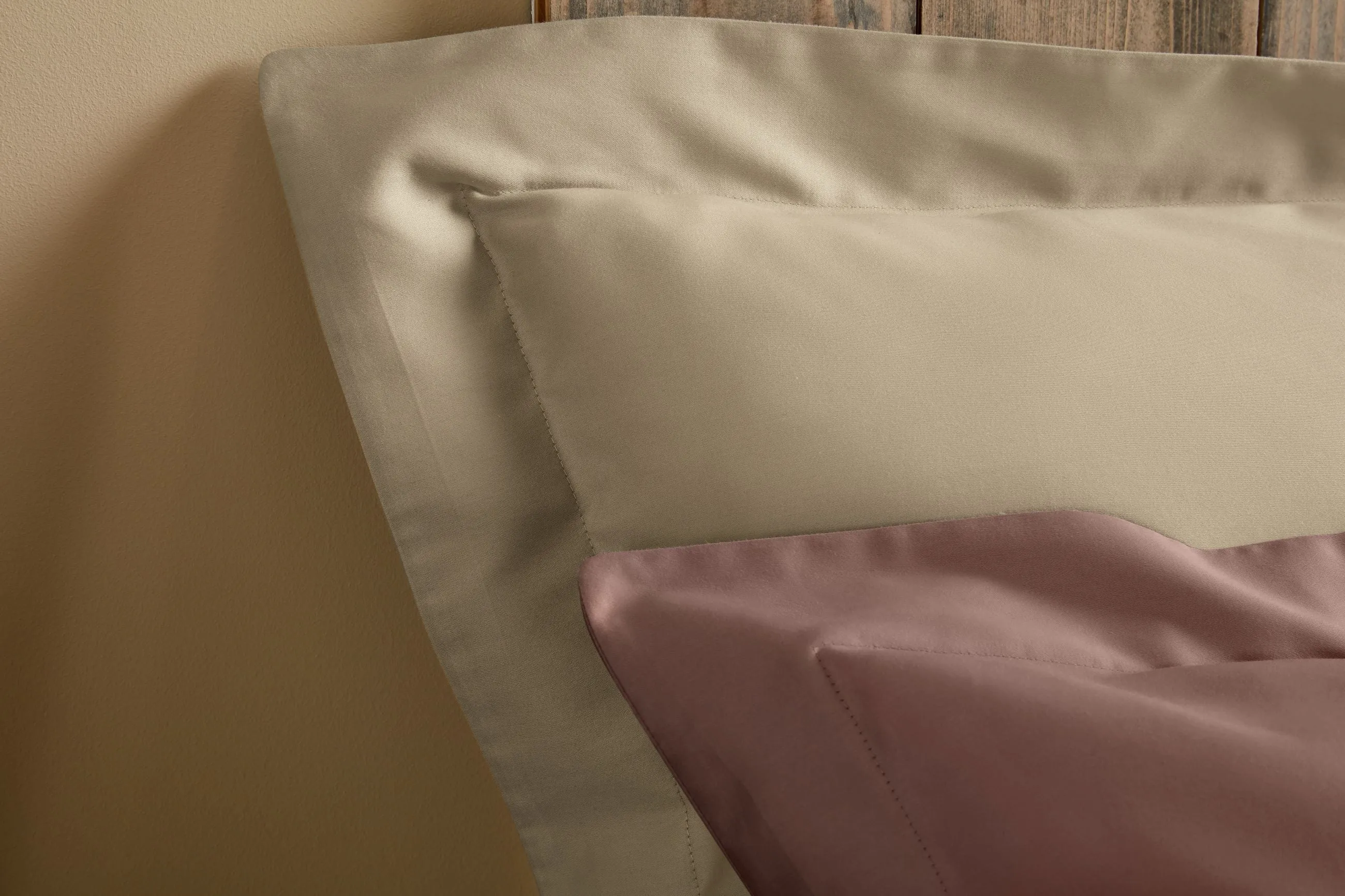 Sandy Beige Fitted Sheet Set: 1 Fitted Sheet & 2 Oxford Pillow Cases: 100% Organic Cotton