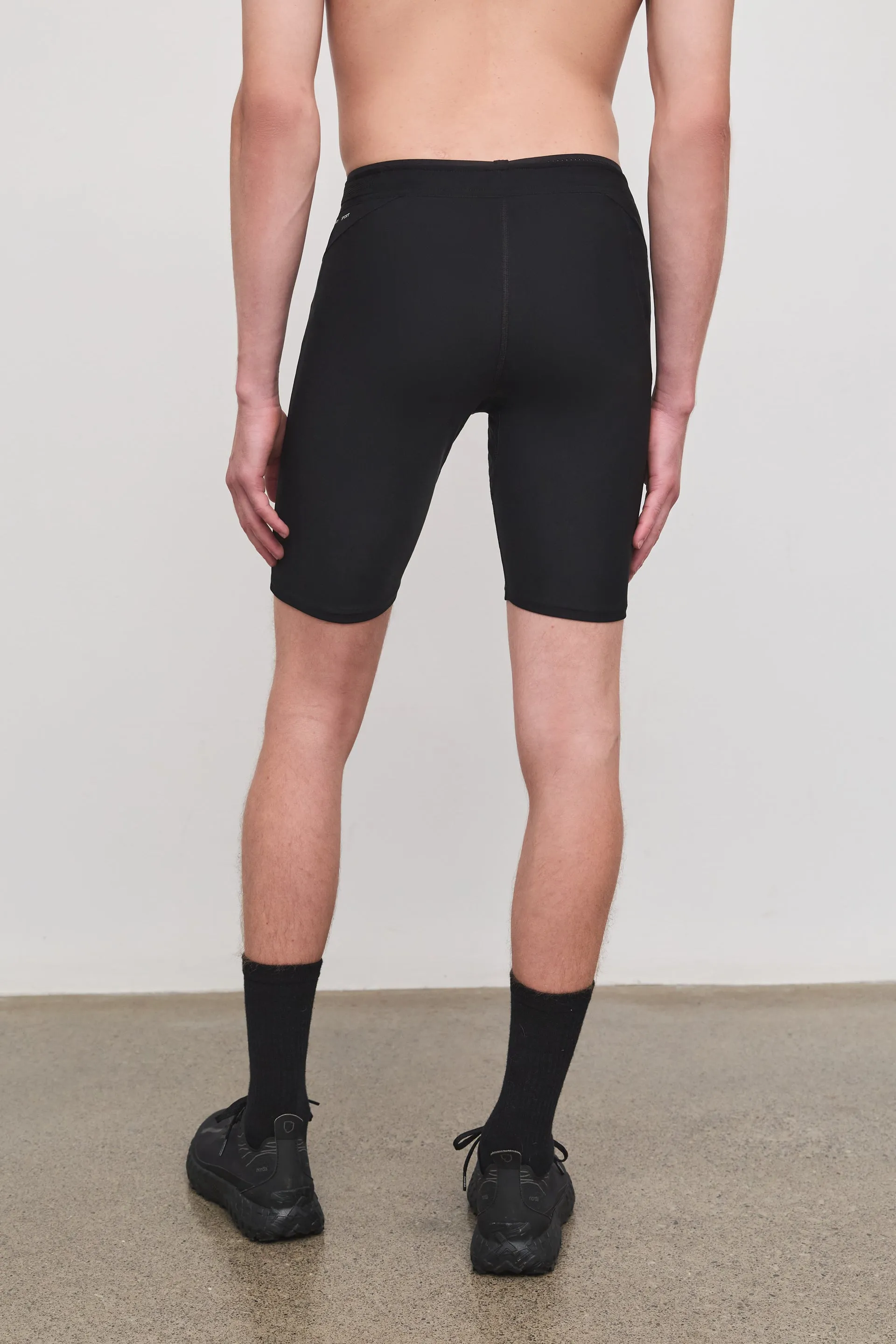 STRAND SHORT