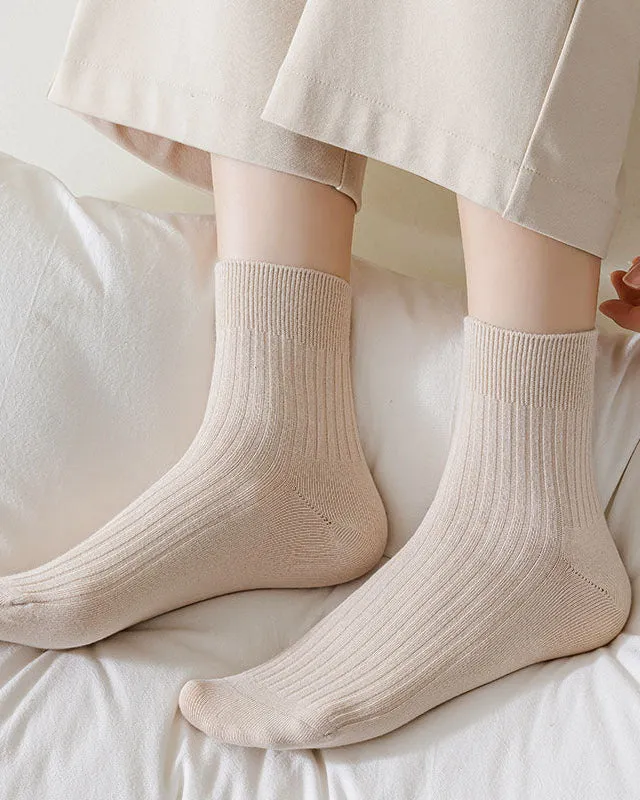 Sweetnana Women's Cotton Crew Socks Solid Color Socks Multicolor Cozy Casual Socks Seamless Socks