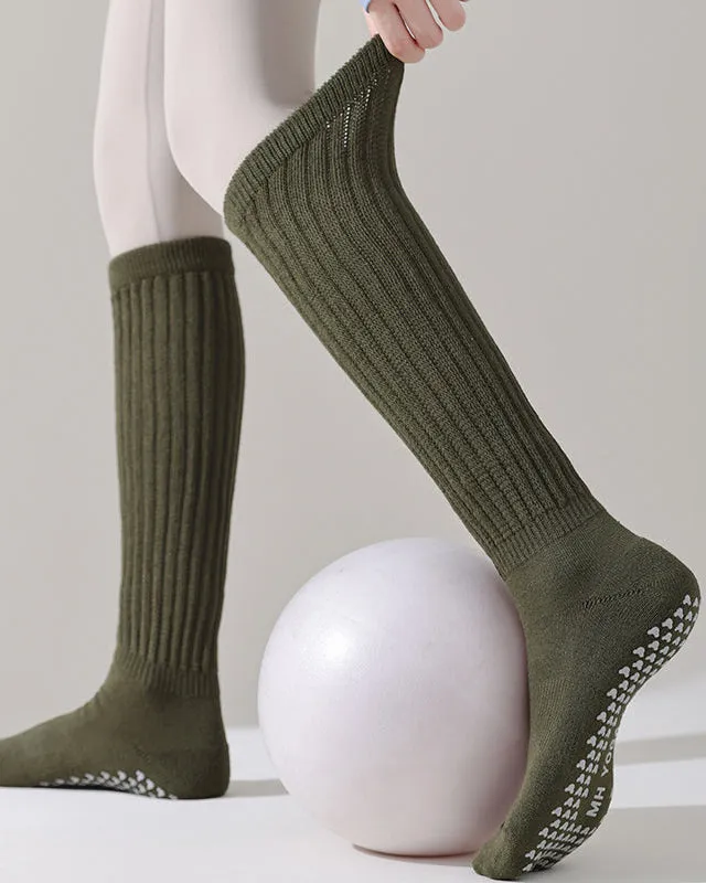Sweetnana Women's Slouch Socks Fuzzy Socks Warm Cotton Scrunch Socks Athletic Non-Slip Yoga Socks
