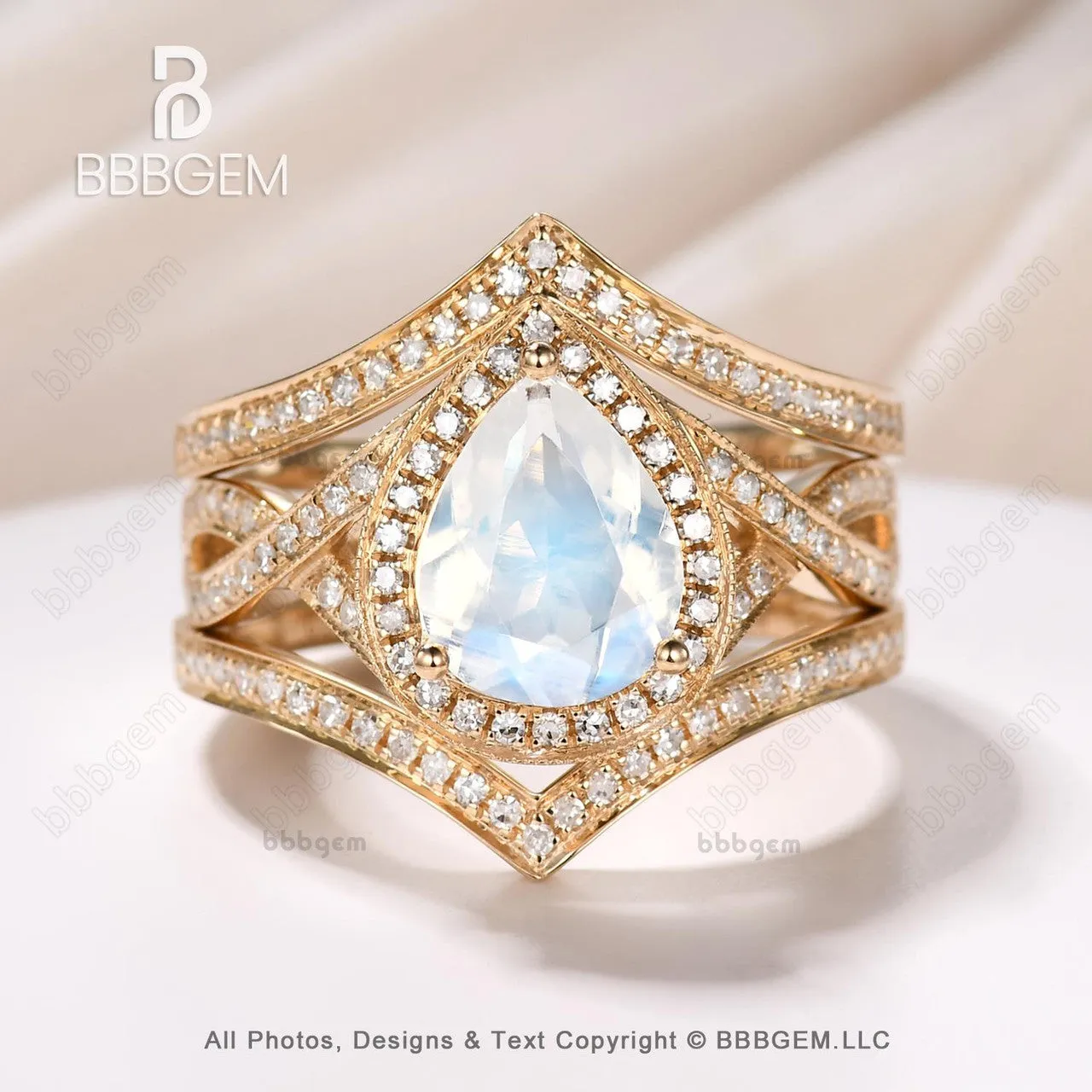 Vintage 3pcs Pear Moonstone Diamond Twisting Split Shank Bridal Cocktail Ring Set in 18k Yellow Gold 2.2 Carat
