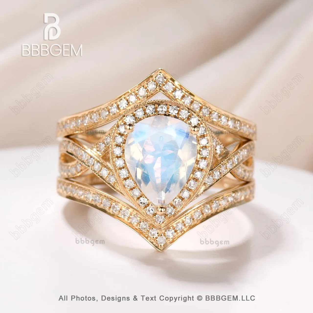 Vintage 3pcs Pear Moonstone Diamond Twisting Split Shank Bridal Cocktail Ring Set in 18k Yellow Gold 2.2 Carat