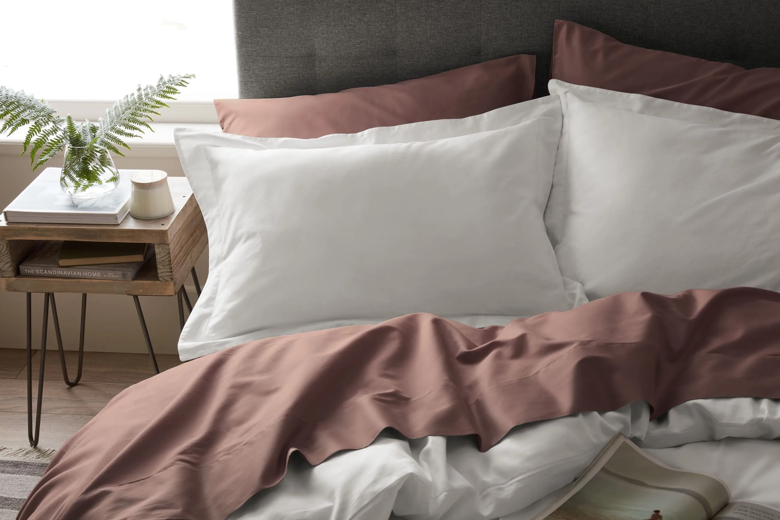 White Duvet Cover Set: Duvet Cover Set: 1 Duvet Cover & 2 Oxford Pillow Cases: 100% Organic Cotton