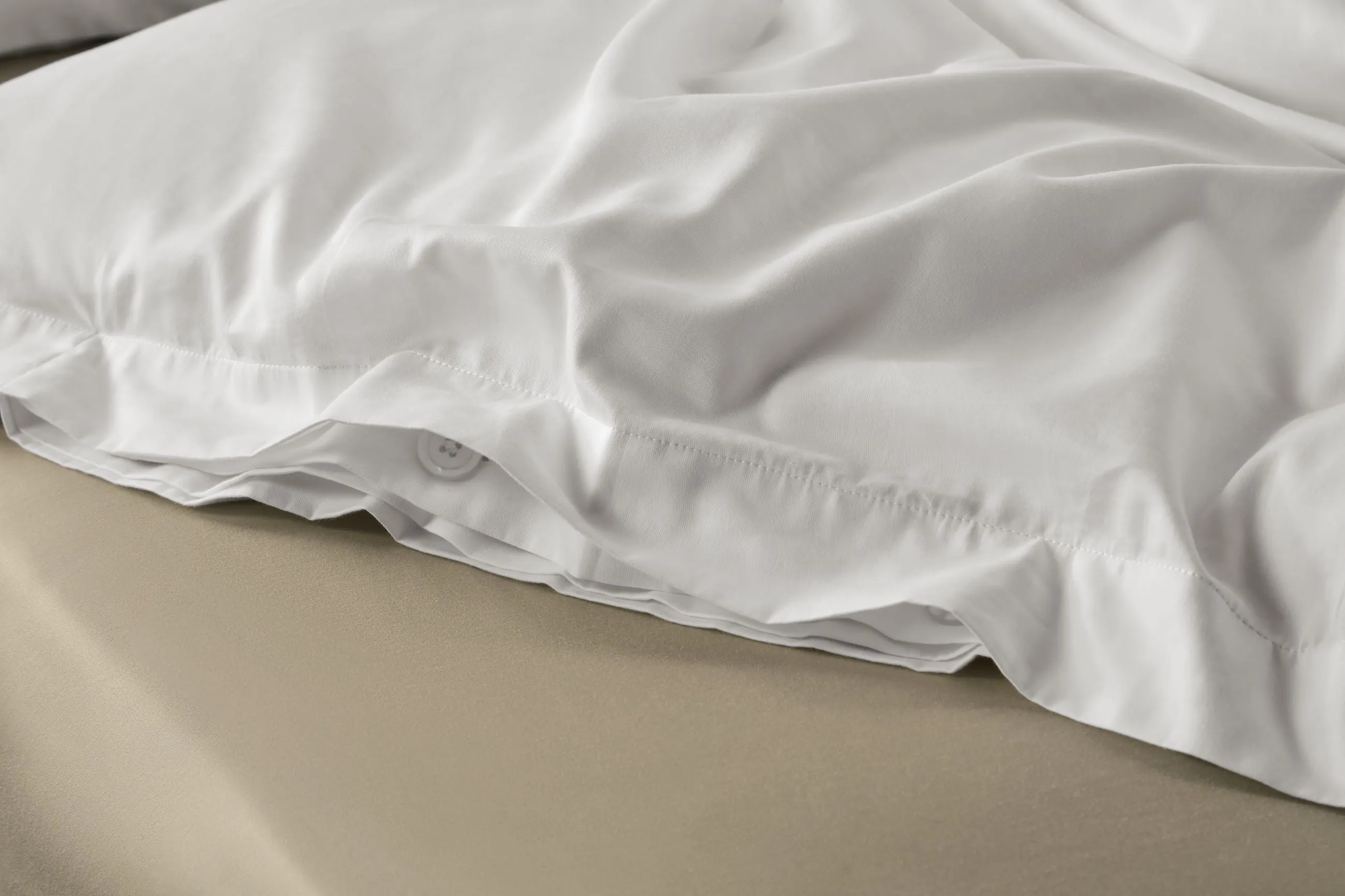 White Duvet Cover Set: Duvet Cover Set: 1 Duvet Cover & 2 Oxford Pillow Cases: 100% Organic Cotton