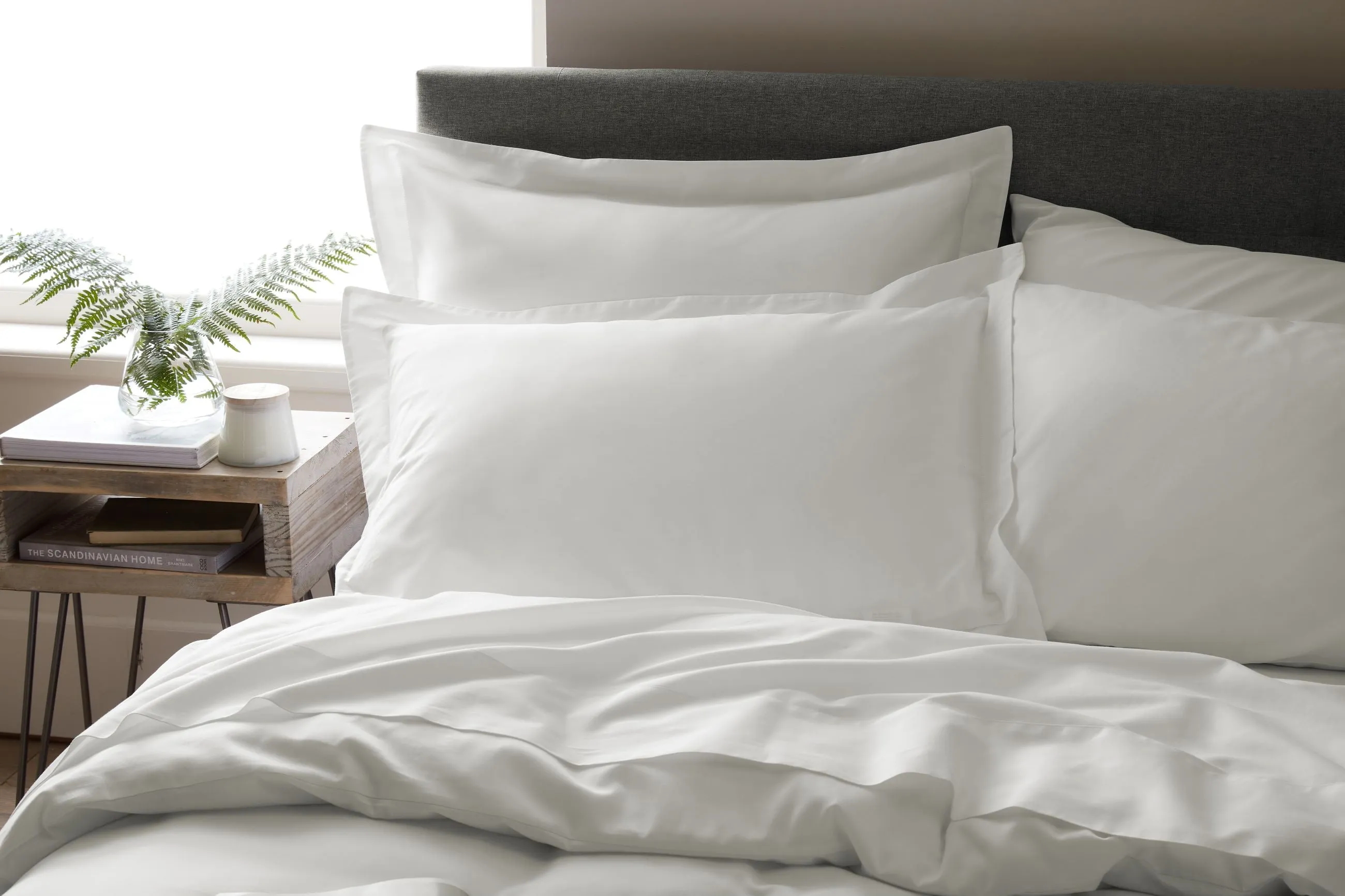 White Duvet Cover Set: Duvet Cover Set: 1 Duvet Cover & 2 Oxford Pillow Cases: 100% Organic Cotton