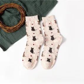 Womens Winter Wool Warm Socks Cartoon Cat Pattern Fashion Sock Creamy White