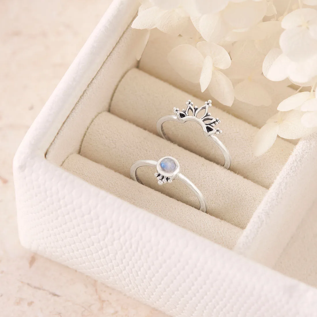 Wonderland Moonstone Ring Set